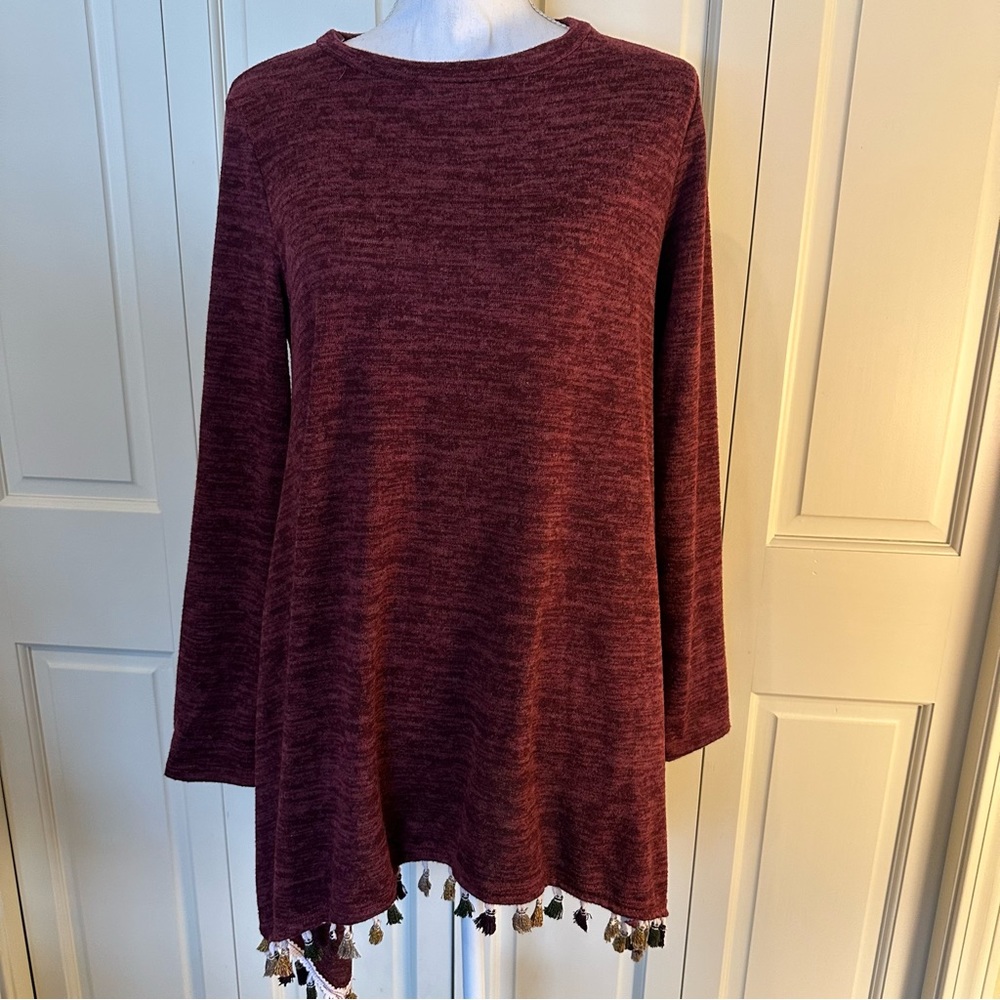 Maroon boutique brand tunic with tassels!